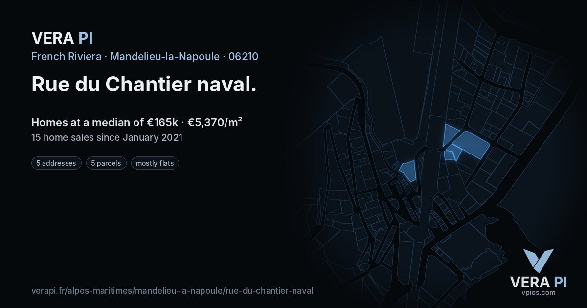 Rue du Chantier naval, Mandelieu-la-Napoule at night – every parcel coloured by the prices around it, the street's own parcels lit