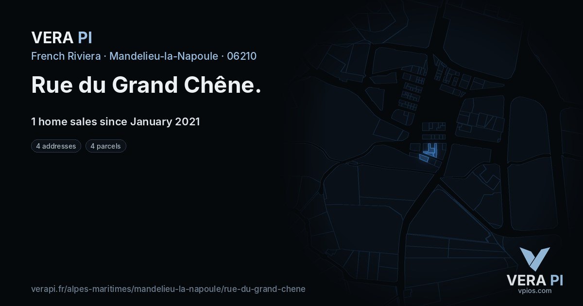 Rue du Grand Chêne, Mandelieu-la-Napoule at night – every parcel coloured by the prices around it, the street's own parcels lit