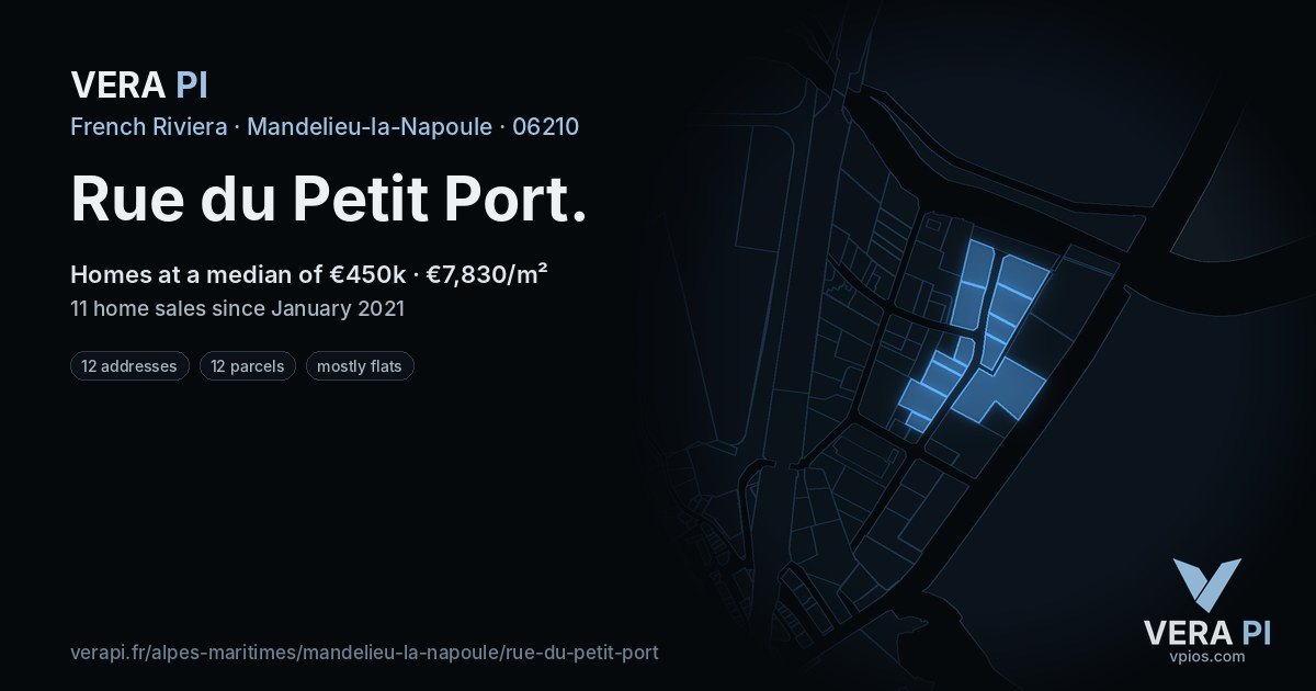 Rue du Petit Port, Mandelieu-la-Napoule at night – every parcel coloured by the prices around it, the street's own parcels lit