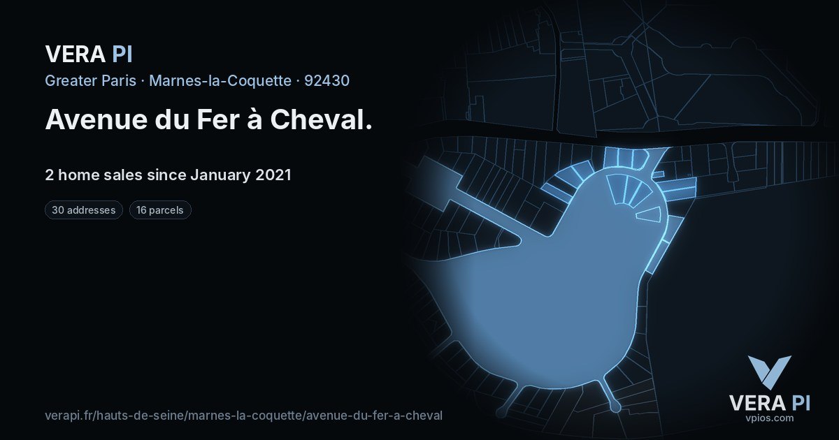 Avenue du Fer à Cheval, Marnes-la-Coquette at night – every parcel coloured by the prices around it, the street's own parcels lit