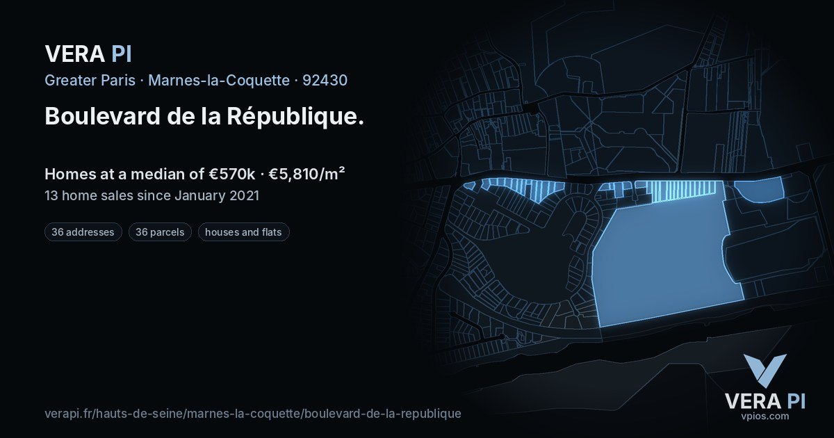 Boulevard de la République, Marnes-la-Coquette at night – every parcel coloured by the prices around it, the street's own parcels lit