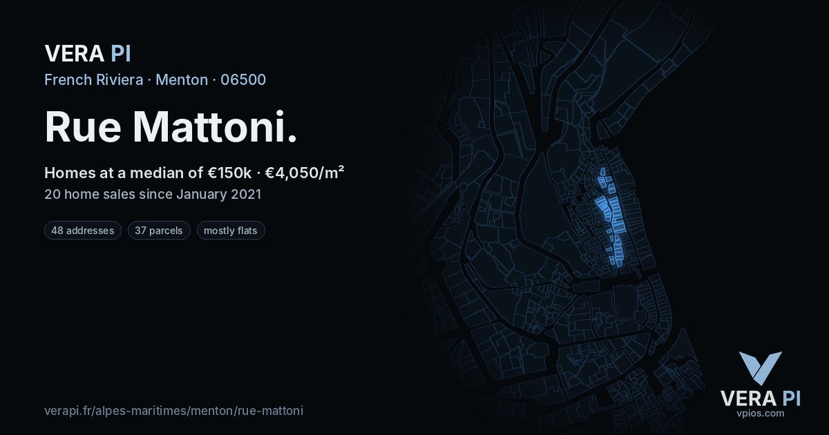 Rue Mattoni, Menton at night – every parcel coloured by the prices around it, the street's own parcels lit