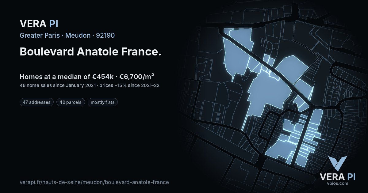 Boulevard Anatole France, Meudon at night – every parcel coloured by the prices around it, the street's own parcels lit