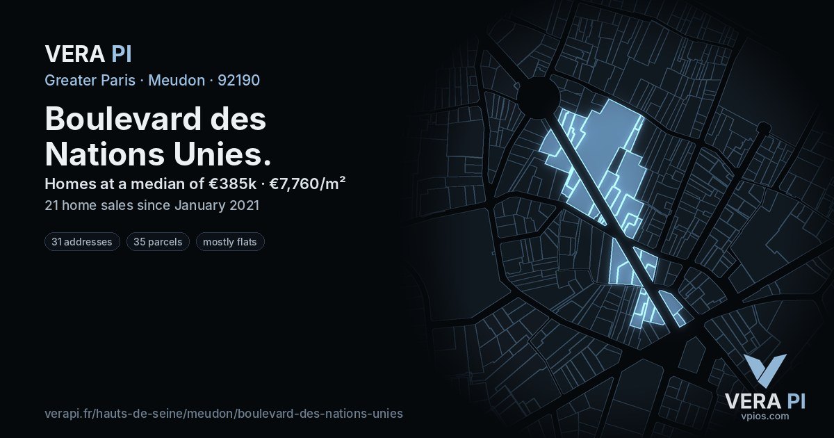 Boulevard des Nations Unies, Meudon at night – every parcel coloured by the prices around it, the street's own parcels lit