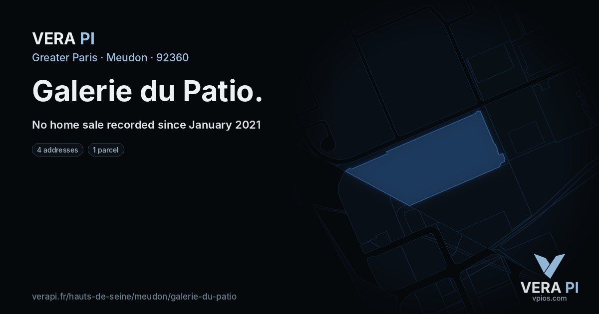 Galerie du Patio, Meudon at night – every parcel coloured by the prices around it, the street's own parcels lit