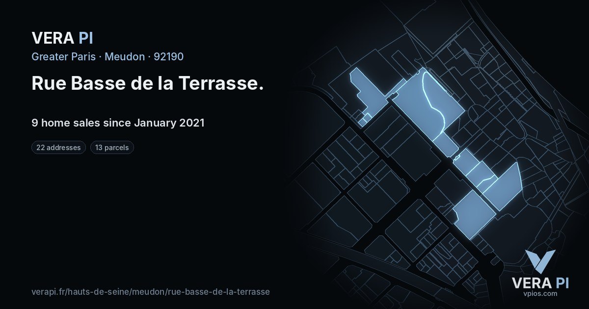 Rue Basse de la Terrasse, Meudon at night – every parcel coloured by the prices around it, the street's own parcels lit