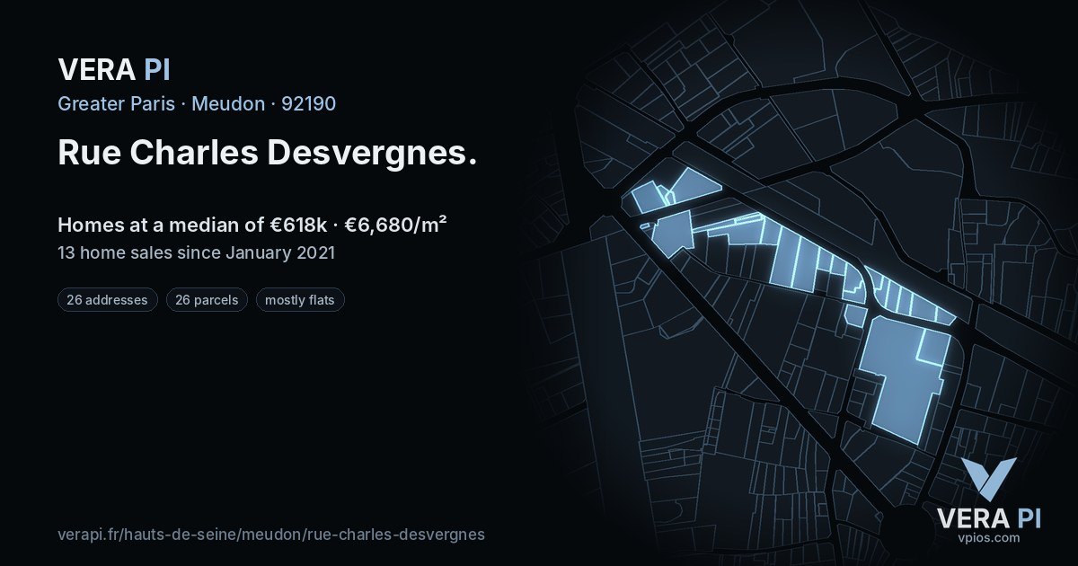 Rue Charles Desvergnes, Meudon at night – every parcel coloured by the prices around it, the street's own parcels lit