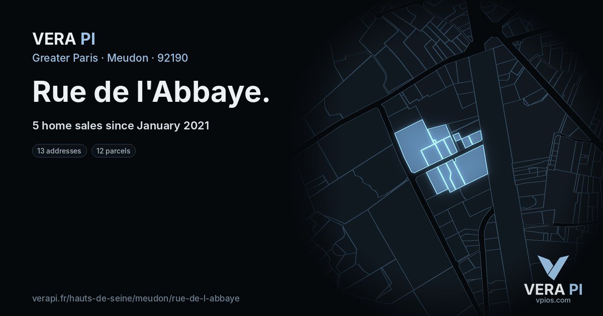 Rue de l'Abbaye, Meudon at night – every parcel coloured by the prices around it, the street's own parcels lit