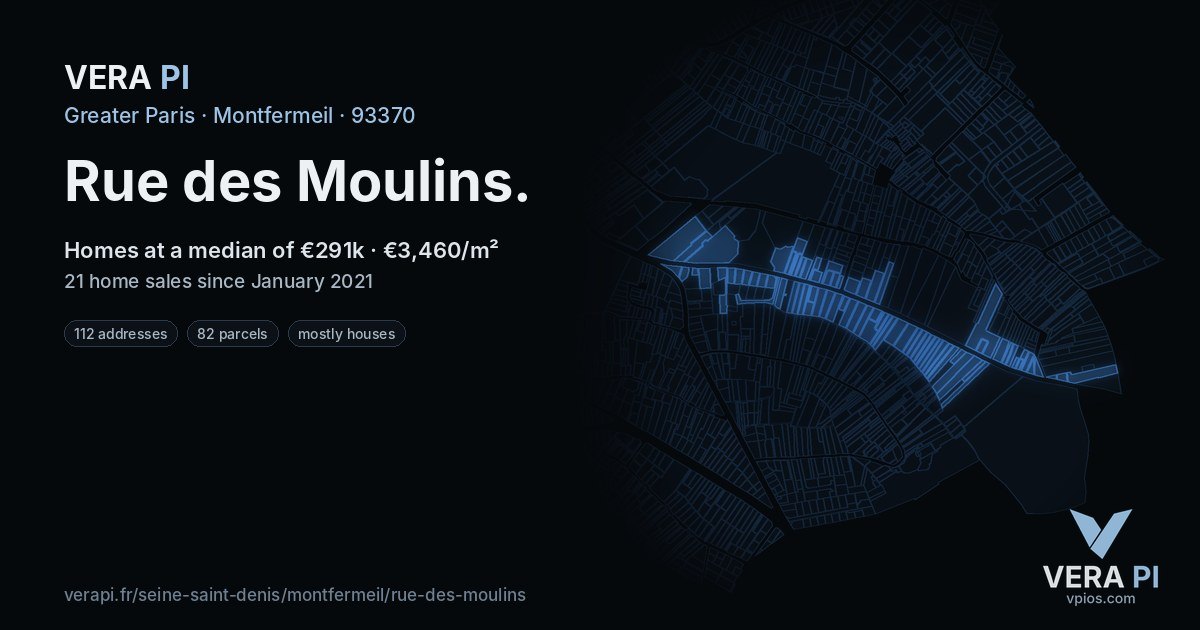 Rue des Moulins, Montfermeil at night – every parcel coloured by the prices around it, the street's own parcels lit
