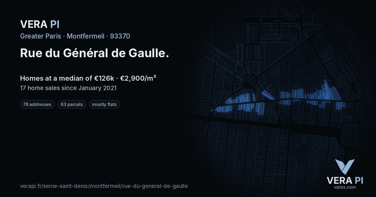 Rue du Général de Gaulle, Montfermeil at night – every parcel coloured by the prices around it, the street's own parcels lit