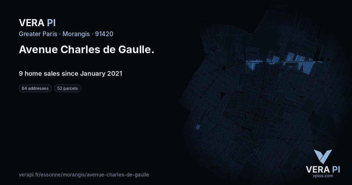 Avenue Charles de Gaulle, Morangis at night – every parcel coloured by the prices around it, the street's own parcels lit
