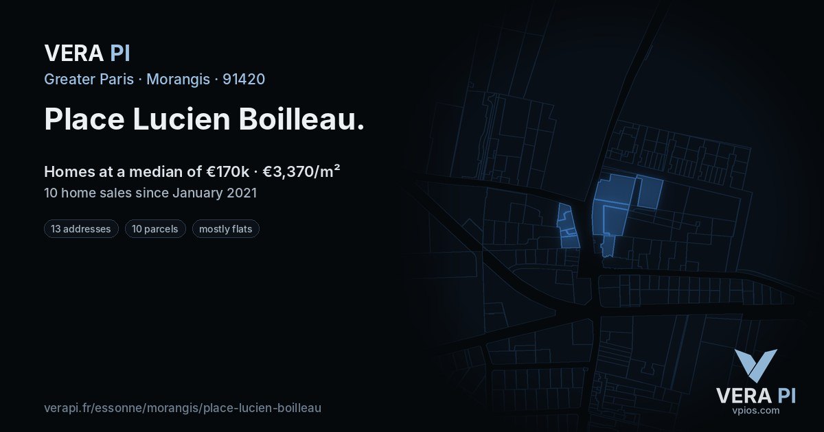 Place Lucien Boilleau, Morangis at night – every parcel coloured by the prices around it, the street's own parcels lit
