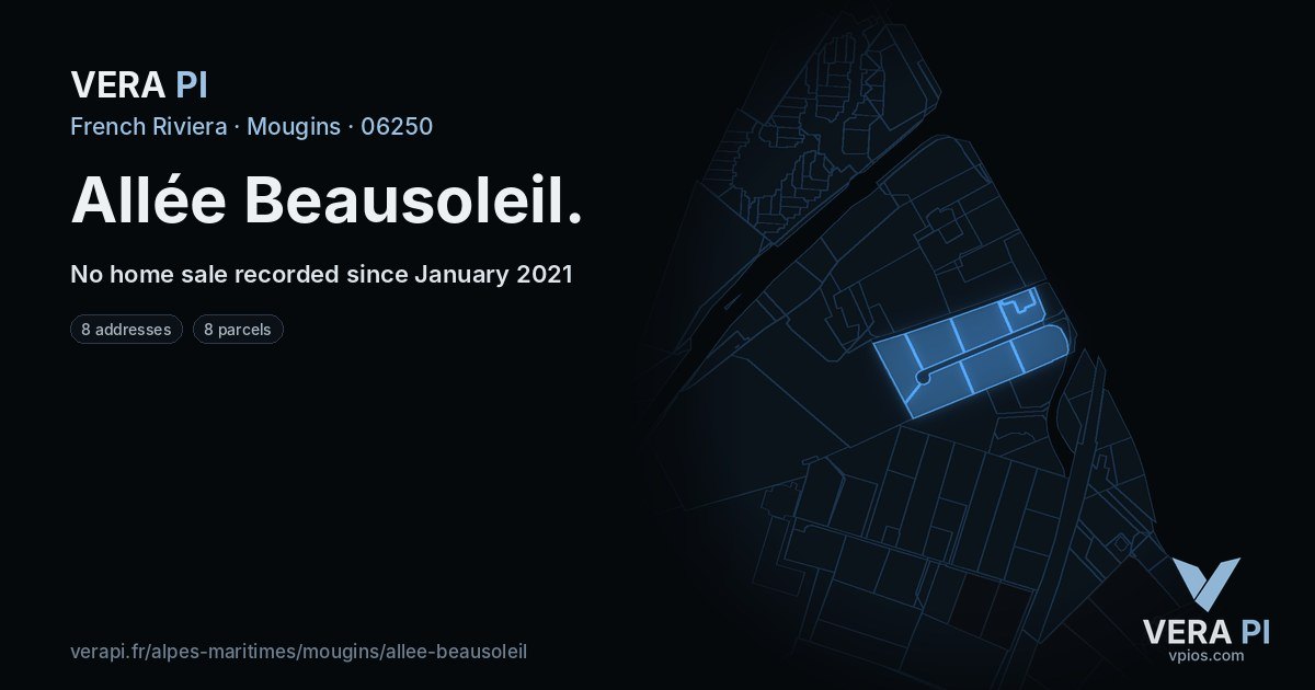 Allée Beausoleil, Mougins at night – every parcel coloured by the prices around it, the street's own parcels lit