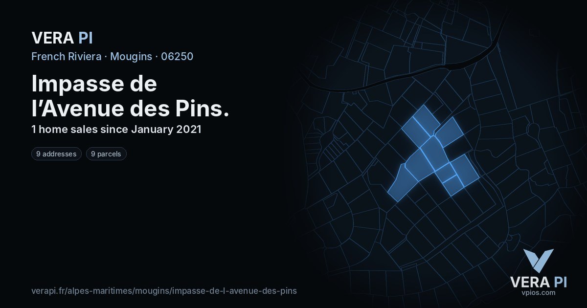 Impasse de l’Avenue des Pins, Mougins at night – every parcel coloured by the prices around it, the street's own parcels lit