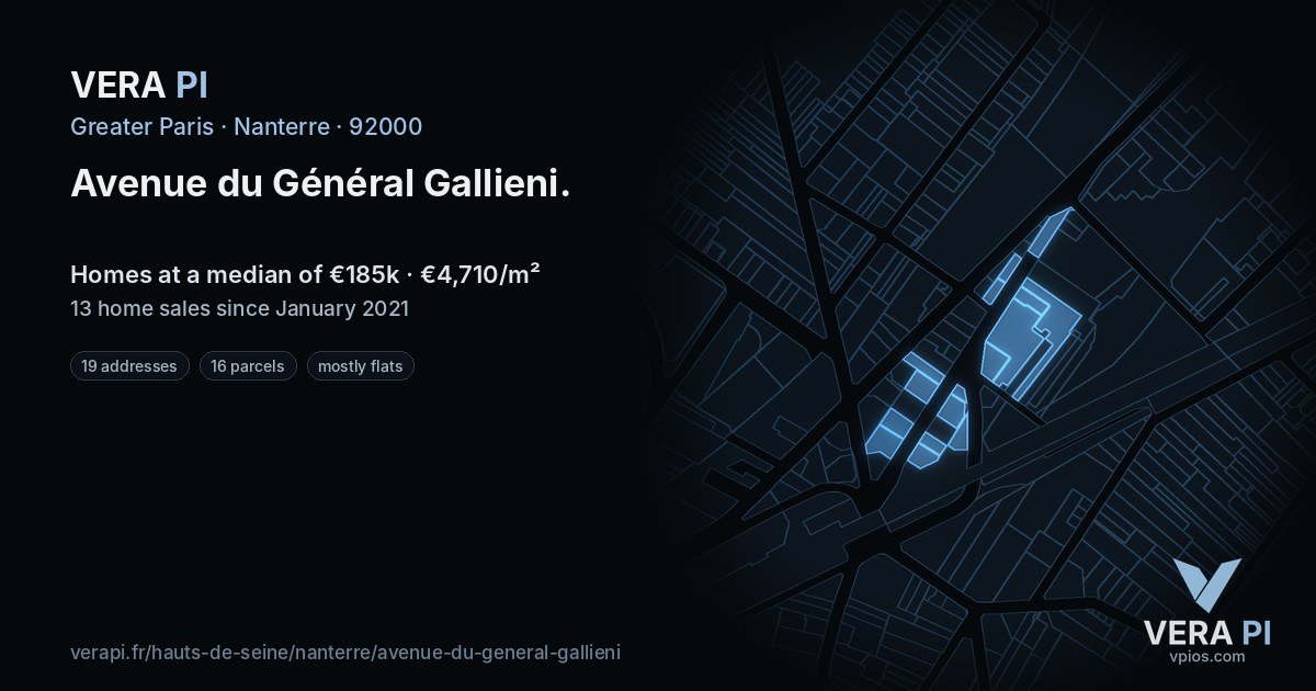 Avenue du Général Gallieni, Nanterre at night – every parcel coloured by the prices around it, the street's own parcels lit