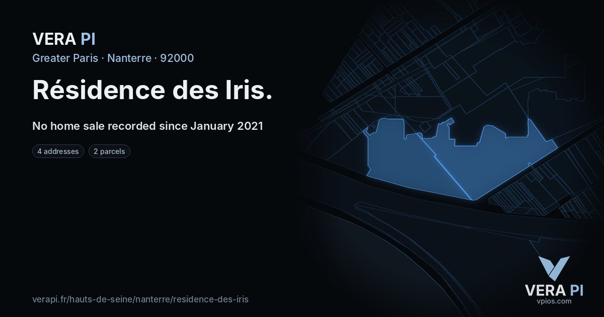 Résidence des Iris, Nanterre at night – every parcel coloured by the prices around it, the street's own parcels lit