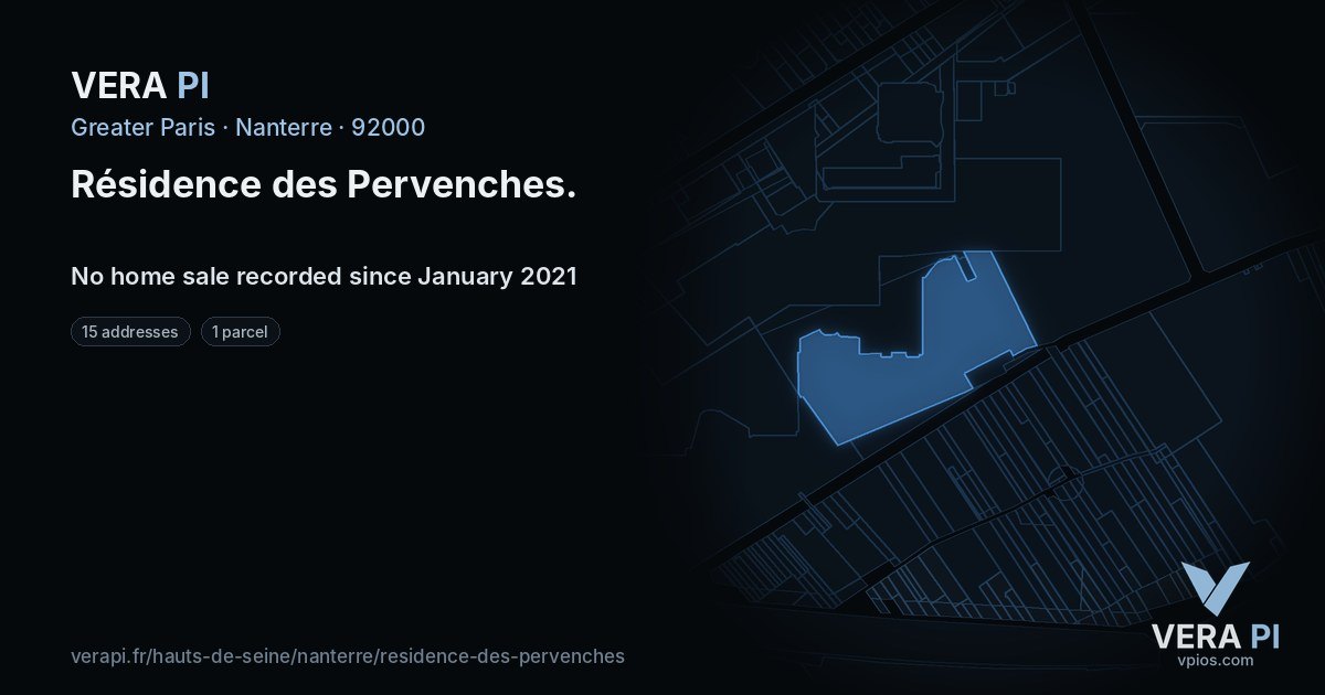 Résidence des Pervenches, Nanterre at night – every parcel coloured by the prices around it, the street's own parcels lit