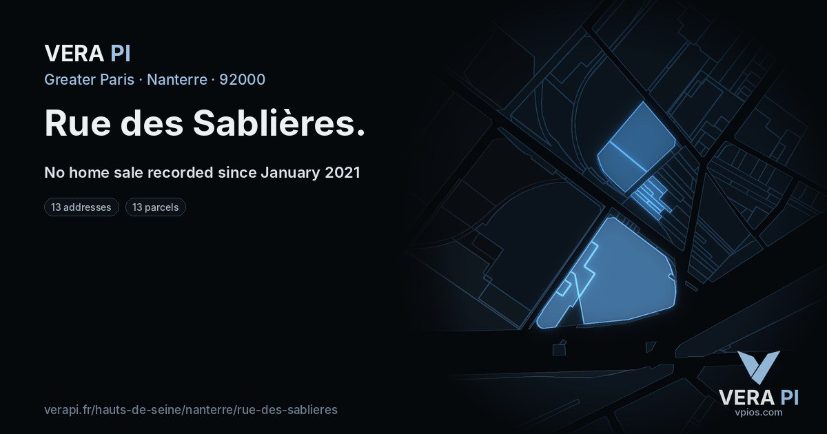 Rue des Sablières, Nanterre at night – every parcel coloured by the prices around it, the street's own parcels lit