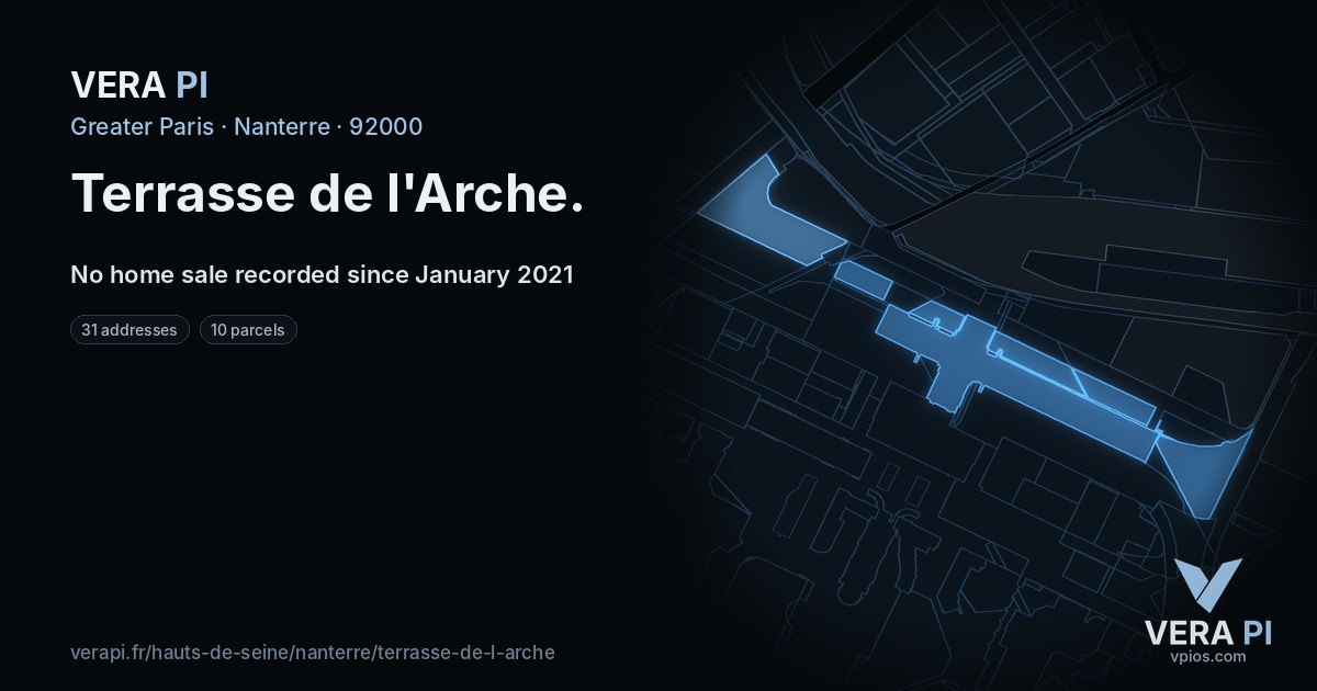 Terrasse de l'Arche, Nanterre at night – every parcel coloured by the prices around it, the street's own parcels lit