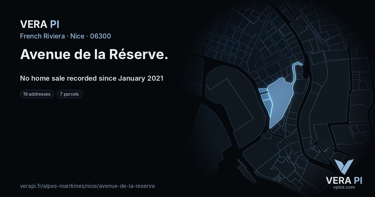 Avenue de la Réserve, Nice at night – every parcel coloured by the prices around it, the street's own parcels lit