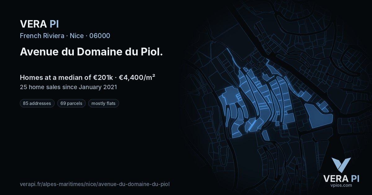 Avenue du Domaine du Piol, Nice at night – every parcel coloured by the prices around it, the street's own parcels lit