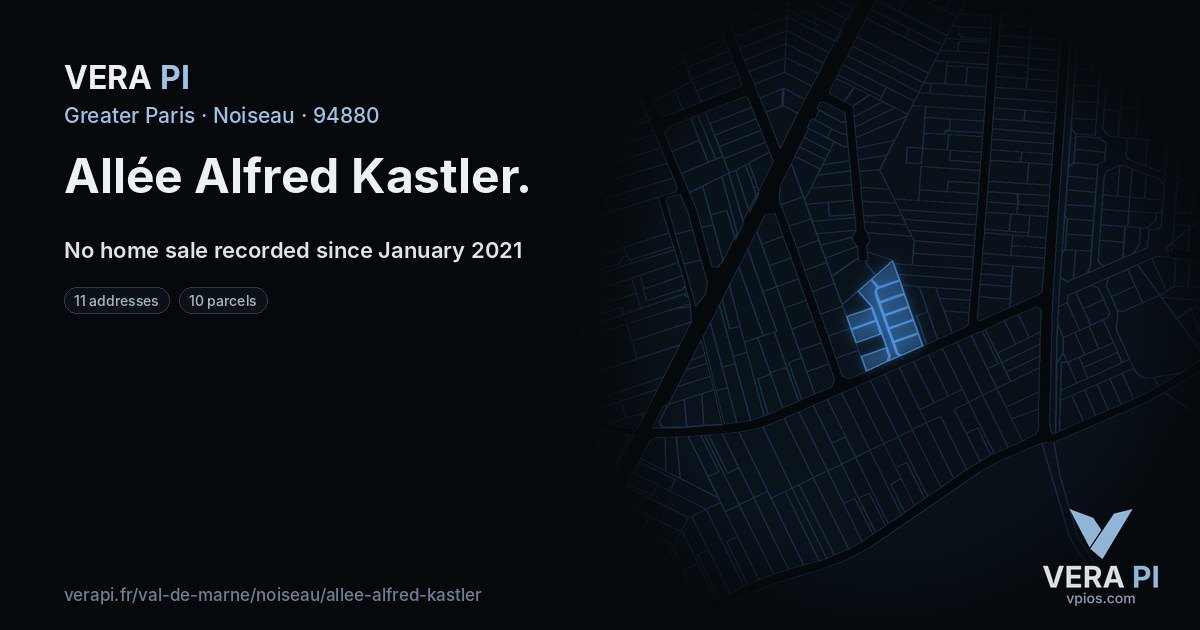 Allée Alfred Kastler, Noiseau at night – every parcel coloured by the prices around it, the street's own parcels lit