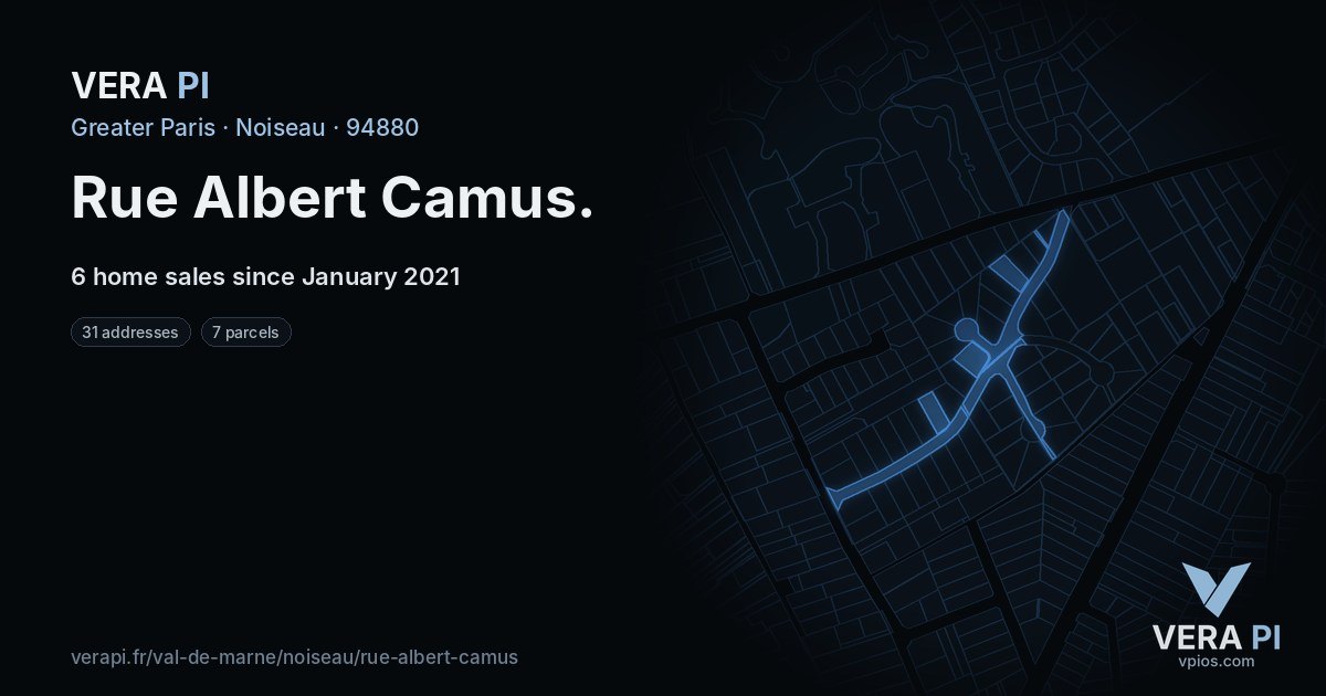 Rue Albert Camus, Noiseau at night – every parcel coloured by the prices around it, the street's own parcels lit
