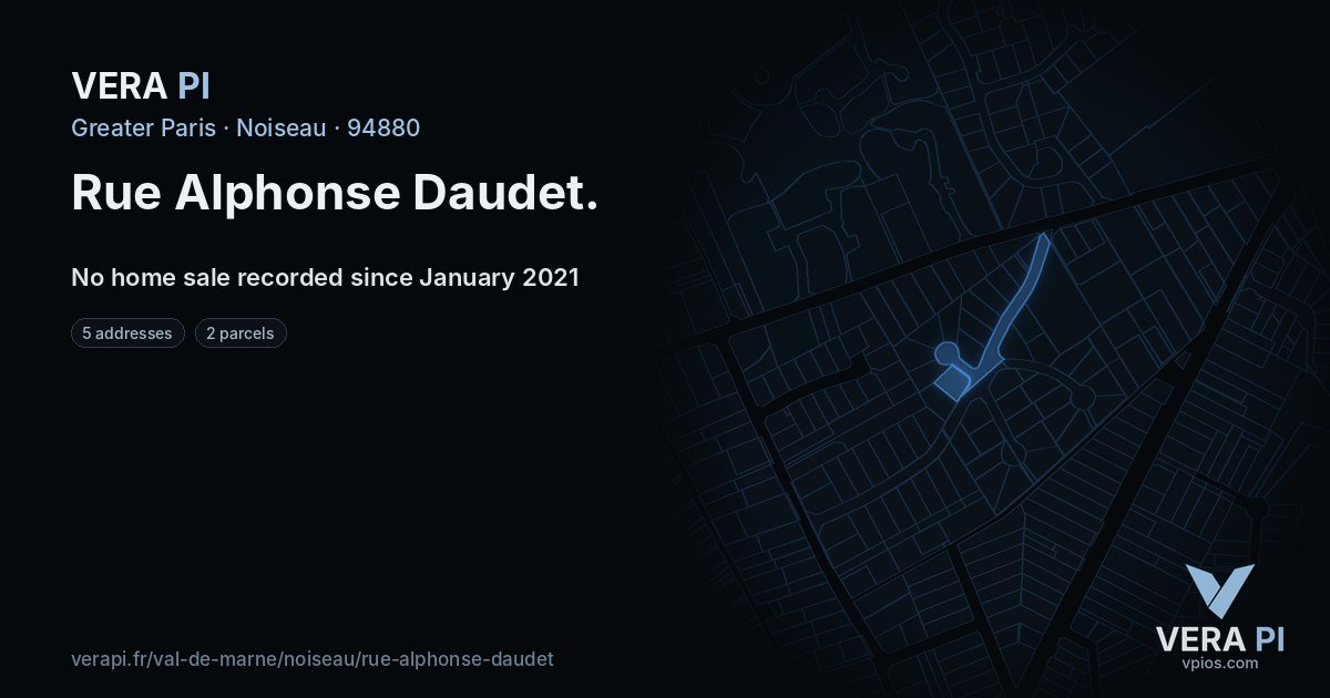 Rue Alphonse Daudet, Noiseau at night – every parcel coloured by the prices around it, the street's own parcels lit