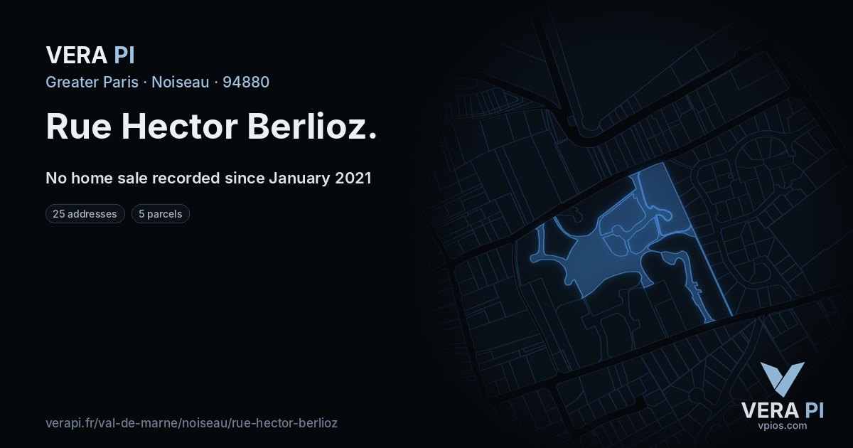 Rue Hector Berlioz, Noiseau at night – every parcel coloured by the prices around it, the street's own parcels lit