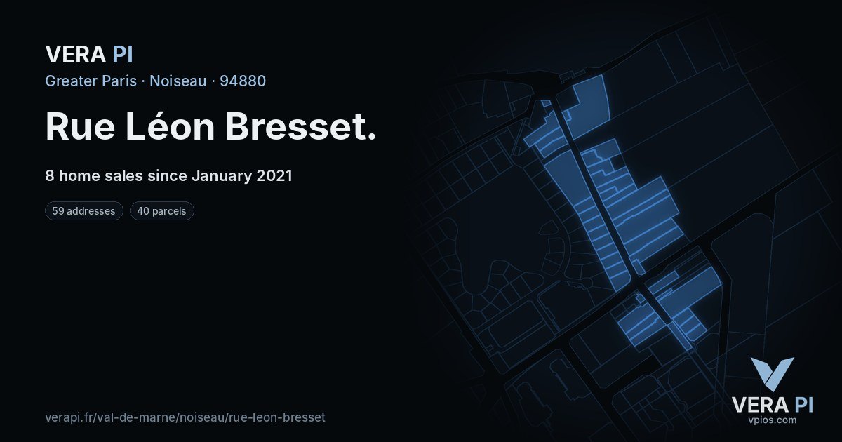 Rue Léon Bresset, Noiseau at night – every parcel coloured by the prices around it, the street's own parcels lit