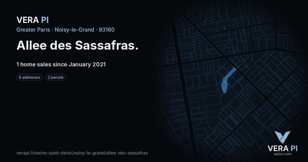 Allee des Sassafras, Noisy-le-Grand at night – every parcel coloured by the prices around it, the street's own parcels lit