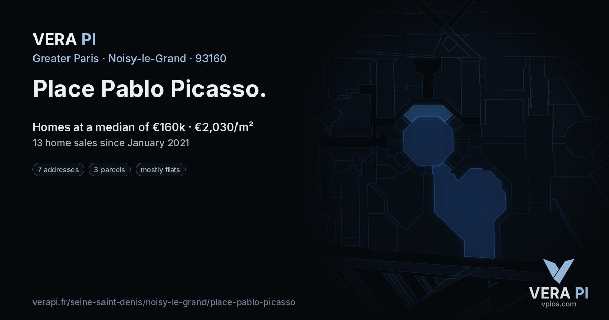 Place Pablo Picasso, Noisy-le-Grand at night – every parcel coloured by the prices around it, the street's own parcels lit