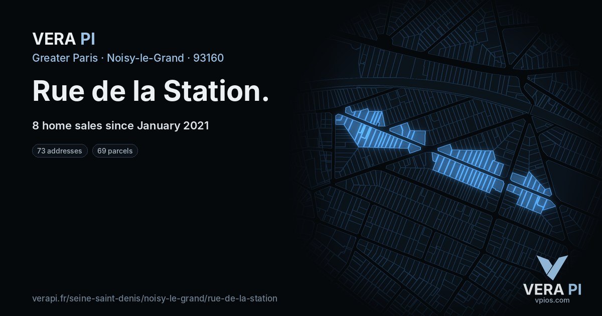 Rue de la Station, Noisy-le-Grand at night – every parcel coloured by the prices around it, the street's own parcels lit