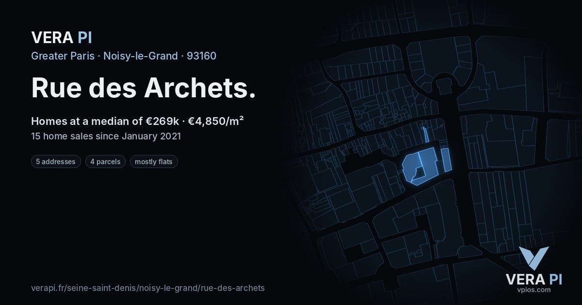 Rue des Archets, Noisy-le-Grand at night – every parcel coloured by the prices around it, the street's own parcels lit