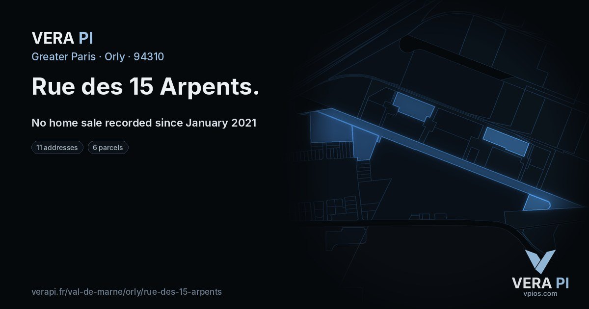 Rue des 15 Arpents, Orly at night – every parcel coloured by the prices around it, the street's own parcels lit