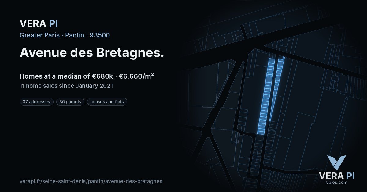 Avenue des Bretagnes, Pantin at night – every parcel coloured by the prices around it, the street's own parcels lit