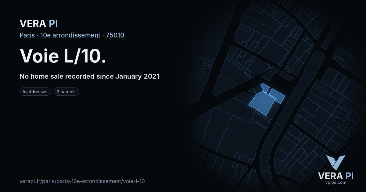Voie L/10, 10e arrondissement at night – every parcel coloured by the prices around it, the street's own parcels lit