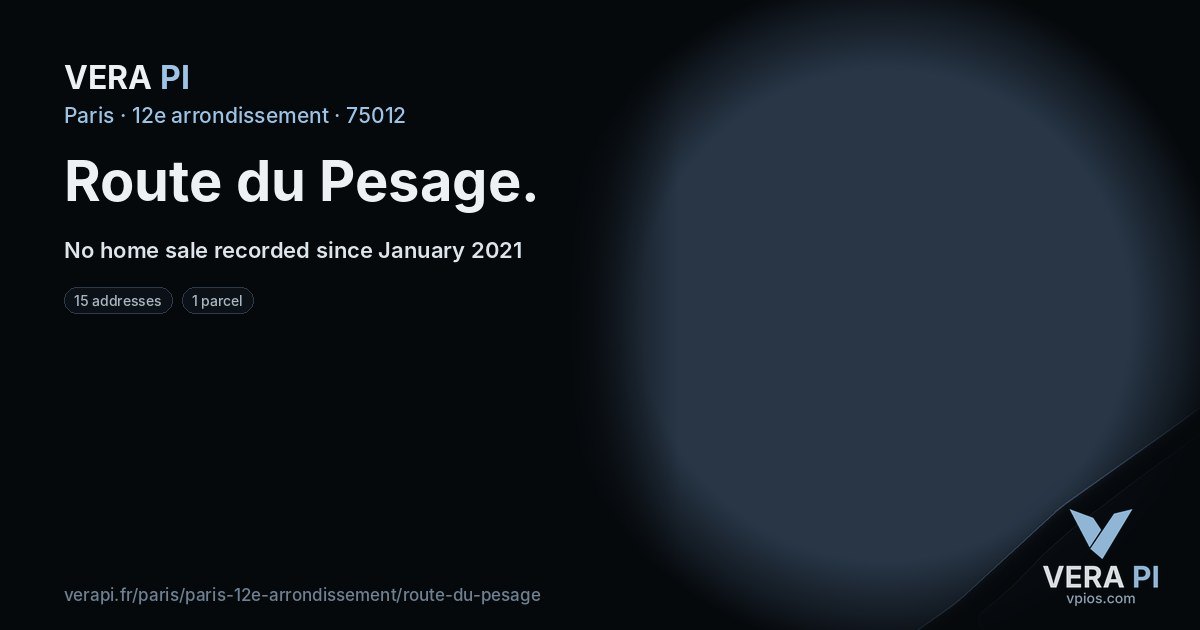 Route du Pesage, 12e arrondissement at night – every parcel coloured by the prices around it, the street's own parcels lit