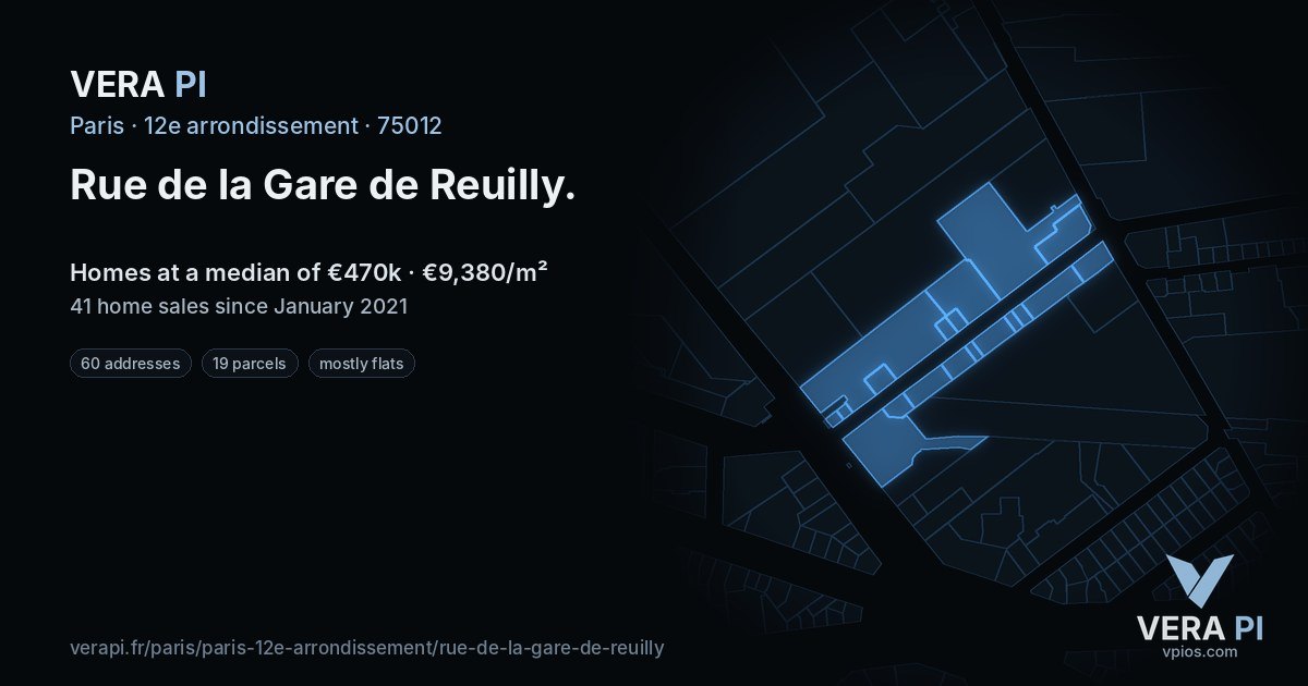 Rue de la Gare de Reuilly, 12e arrondissement at night – every parcel coloured by the prices around it, the street's own parcels lit