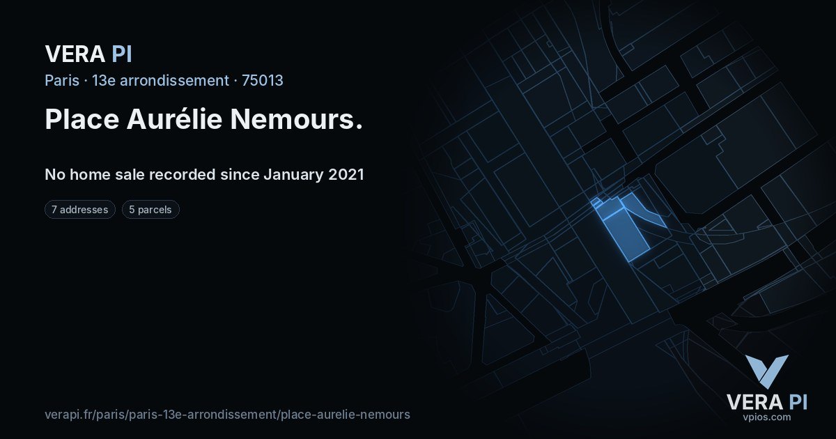 Place Aurélie Nemours, 13e arrondissement at night – every parcel coloured by the prices around it, the street's own parcels lit