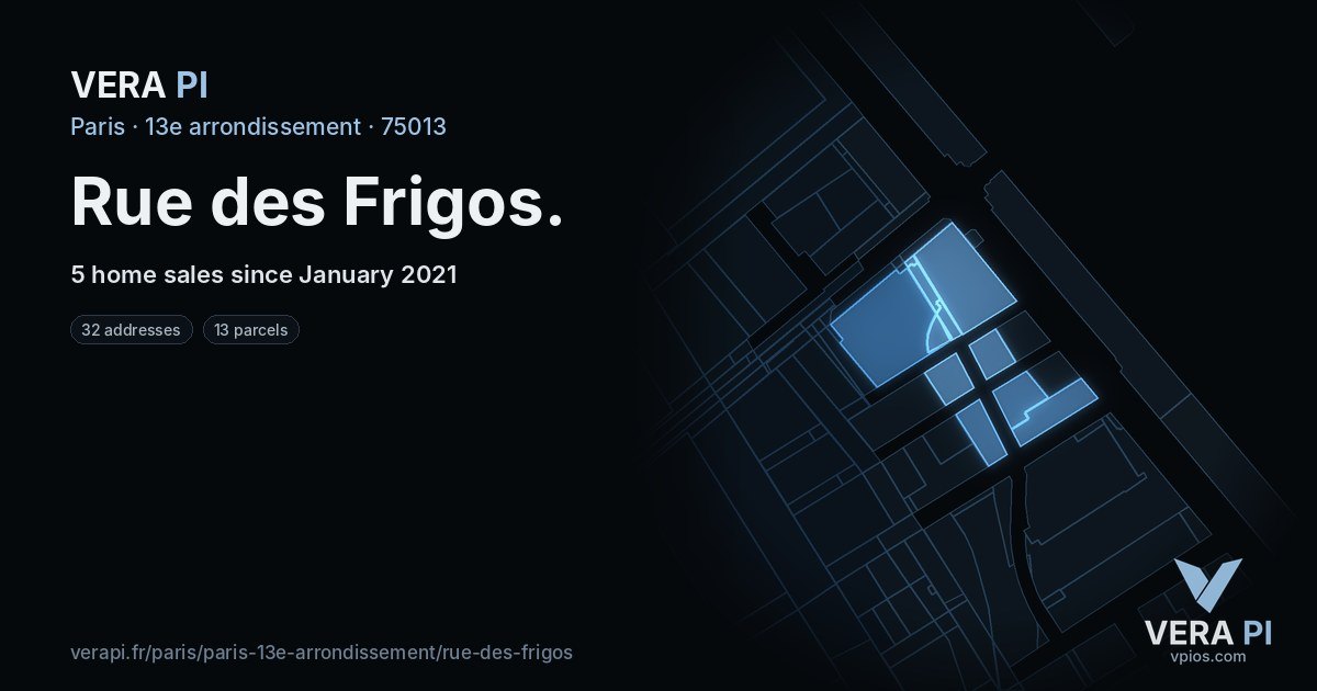 Rue des Frigos, 13e arrondissement at night – every parcel coloured by the prices around it, the street's own parcels lit