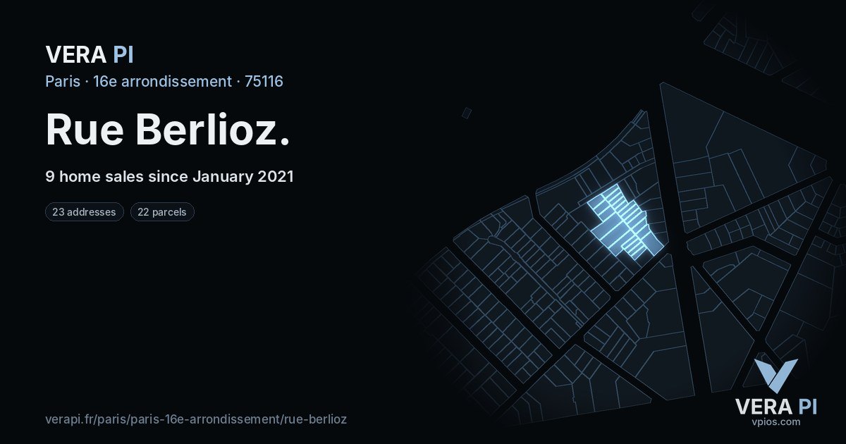 Rue Berlioz, 16e arrondissement at night – every parcel coloured by the prices around it, the street's own parcels lit
