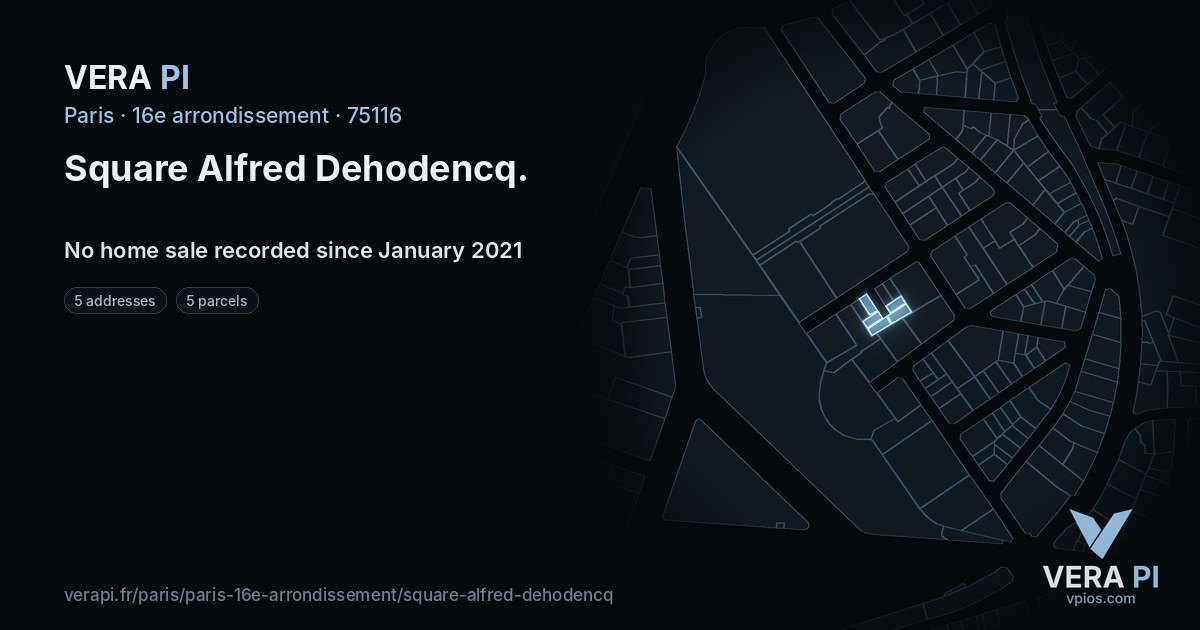 Square Alfred Dehodencq, 16e arrondissement at night – every parcel coloured by the prices around it, the street's own parcels lit