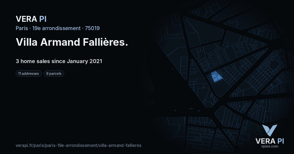 Villa Armand Fallières, 19e arrondissement at night – every parcel coloured by the prices around it, the street's own parcels lit