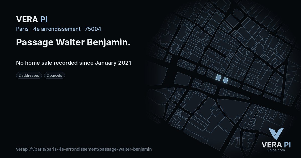 Passage Walter Benjamin, 4e arrondissement at night – every parcel coloured by the prices around it, the street's own parcels lit