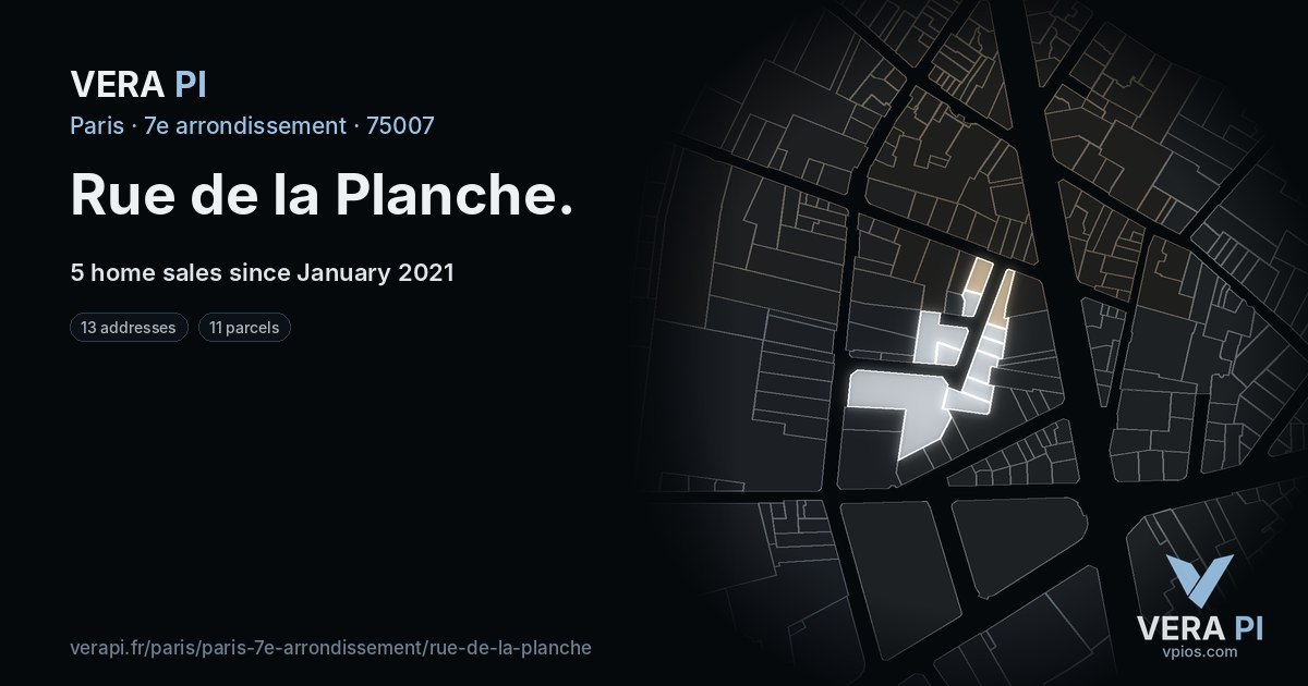 Rue de la Planche, 7e arrondissement at night – every parcel coloured by the prices around it, the street's own parcels lit