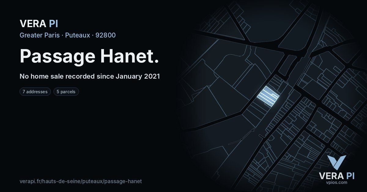 Passage Hanet, Puteaux at night – every parcel coloured by the prices around it, the street's own parcels lit
