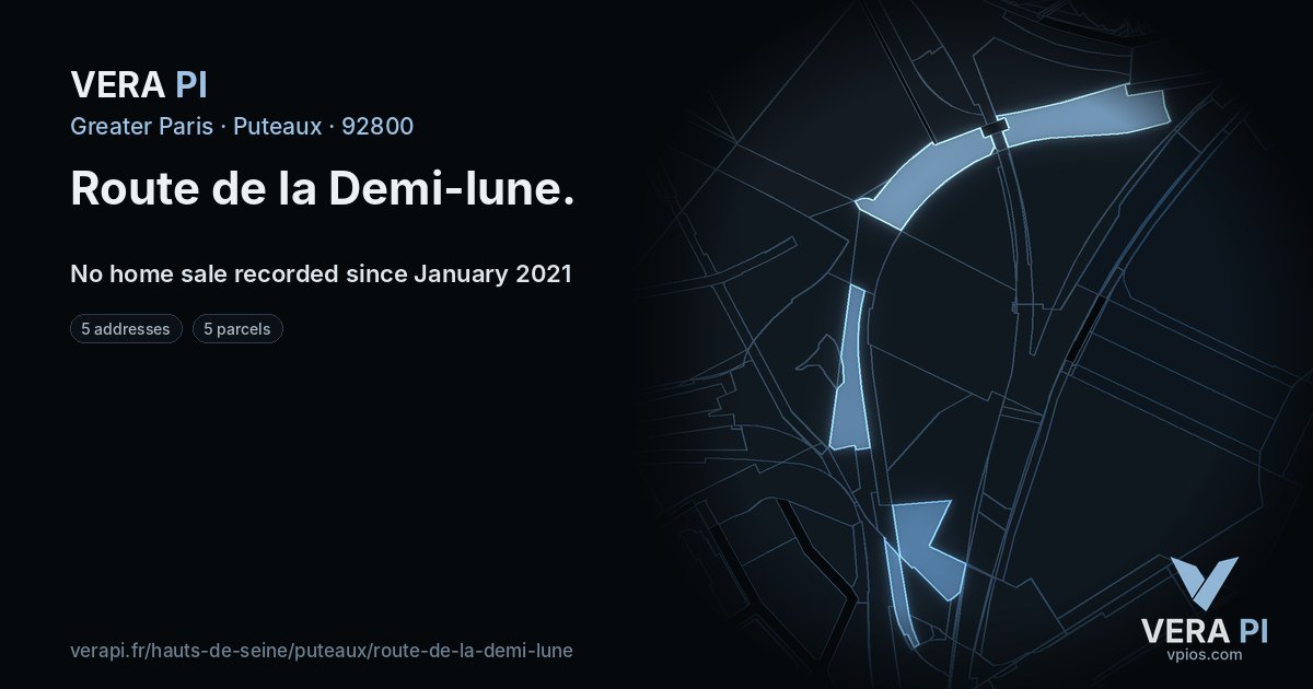 Route de la Demi-lune, Puteaux at night – every parcel coloured by the prices around it, the street's own parcels lit