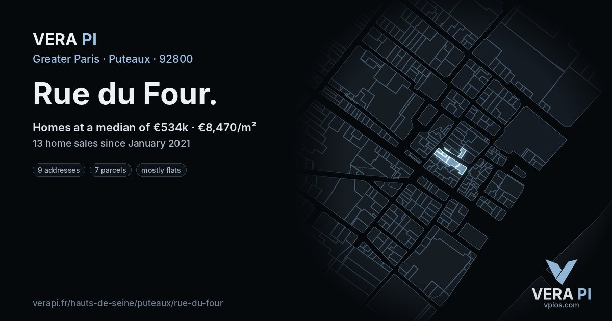 Rue du Four, Puteaux at night – every parcel coloured by the prices around it, the street's own parcels lit