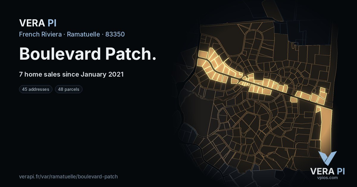 Boulevard Patch, Ramatuelle at night – every parcel coloured by the prices around it, the street's own parcels lit